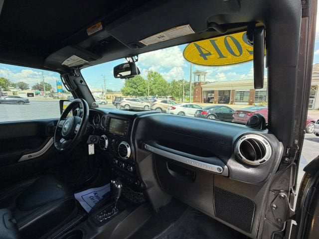 2014 Jeep Wrangler Unlimited Rubicon - Photo 13
