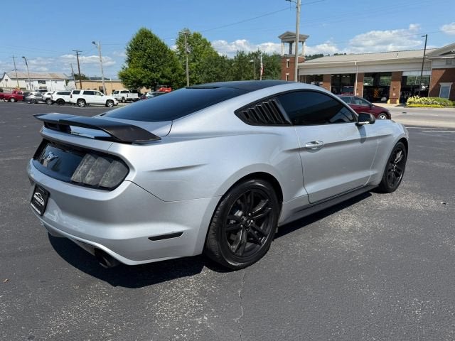 2016 Ford Mustang EcoBoost Coupe 2D