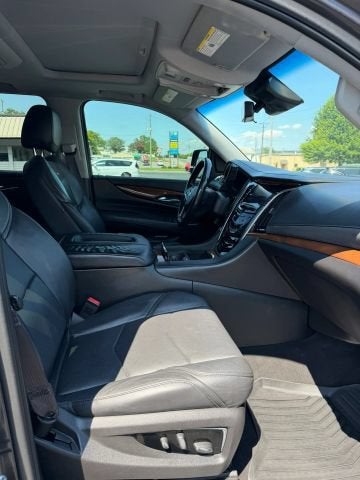 2017 Cadillac Escalade Luxury