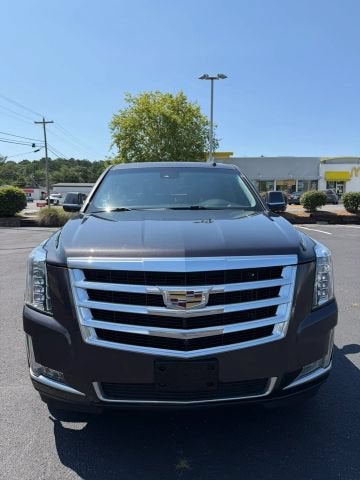 2017 Cadillac Escalade Luxury