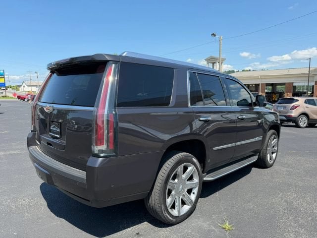 2017 Cadillac Escalade Luxury
