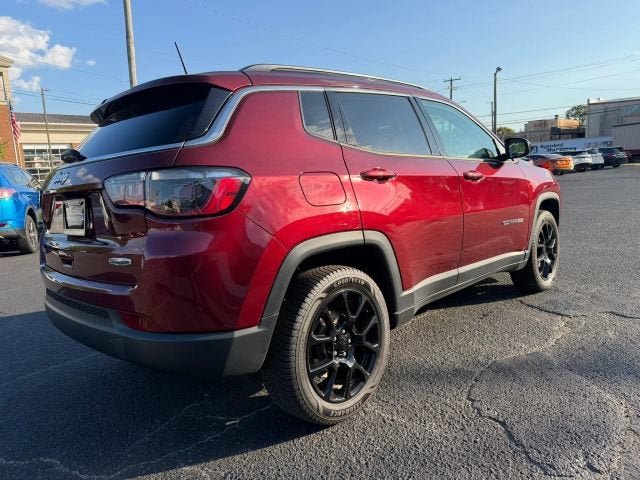 2022 Jeep Compass Latitude Lux