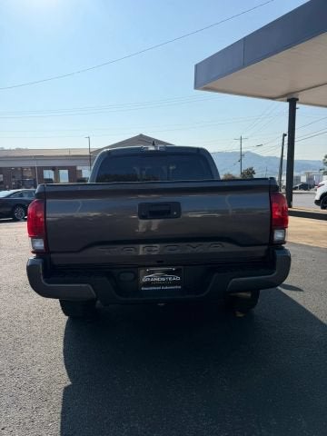 2022 Toyota Tacoma 2WD SR Pickup 4D 5 ft