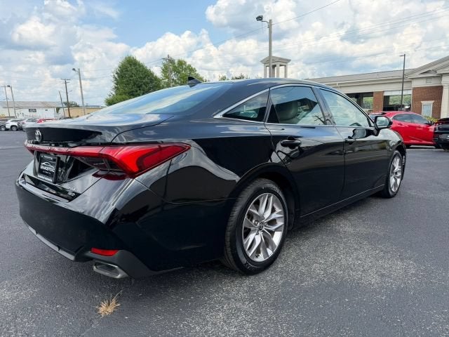 2021 Toyota Avalon XLE