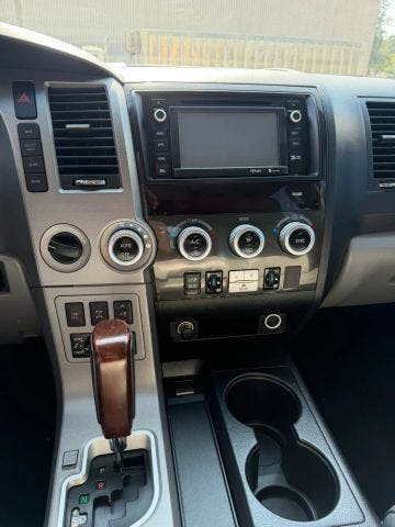 2014 Toyota Sequoia Platinum