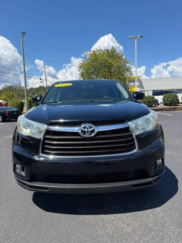 2015 Toyota Highlander LE Plus Sport Utility 4D