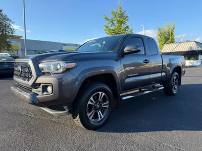 2018 Toyota Tacoma TRD Sport Pickup 4D 6 ft