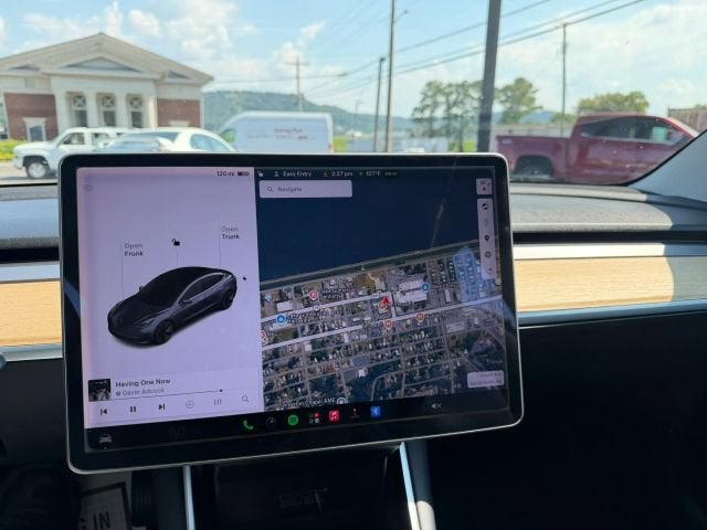 2018 Tesla Model 3 Long Range Sedan 4D