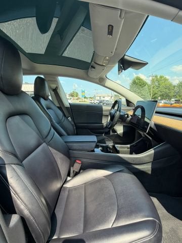 2018 Tesla Model 3 Long Range Sedan 4D