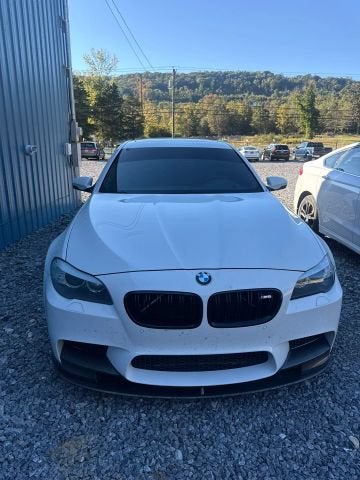 2013 BMW M5 Sedan 4D
