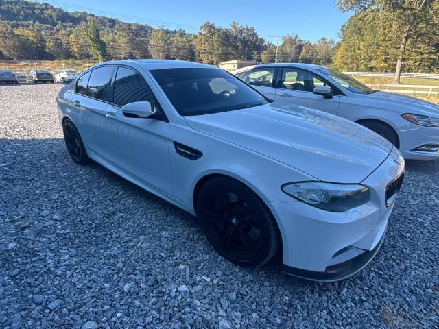 2013 BMW M5 Sedan 4D