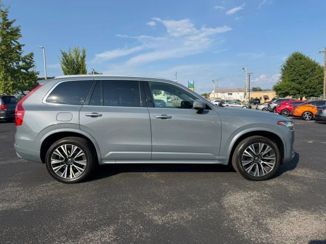 2020 Volvo XC90 Momentum