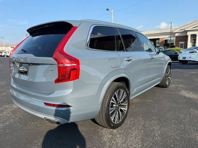 2020 Volvo XC90 Momentum