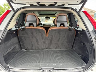 2018 Volvo XC90 Momentum