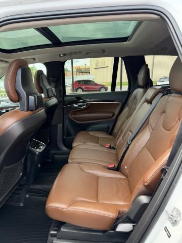 2018 Volvo XC90 Momentum